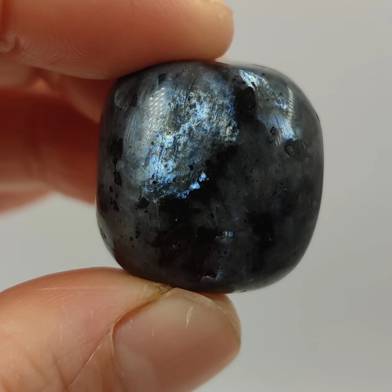 Natural Larvikite Tumbled Ston - Bonsai Rock Garden recension och pris