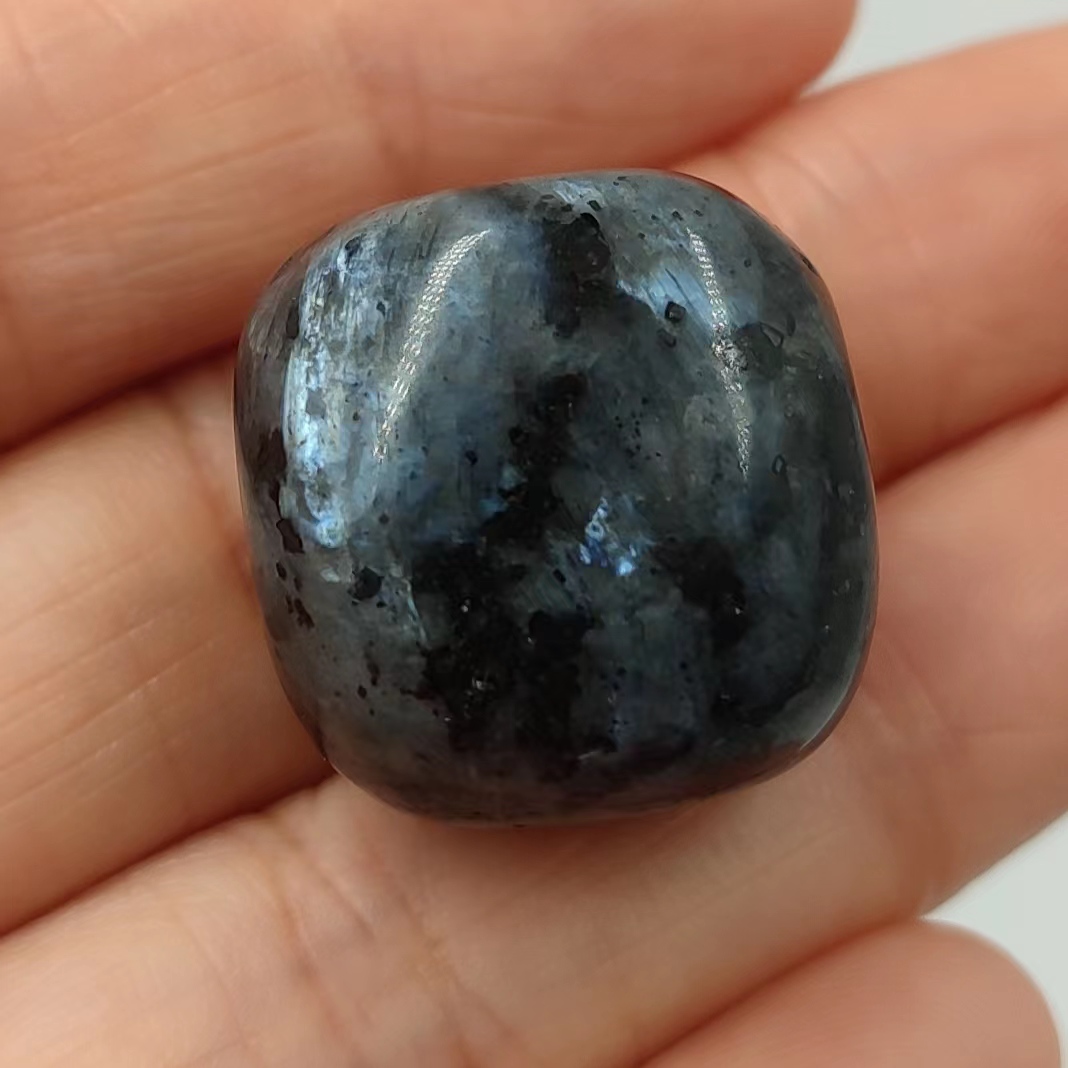 Natural Larvikite Tumbled Ston - Bonsai Rock Garden recension och pris
