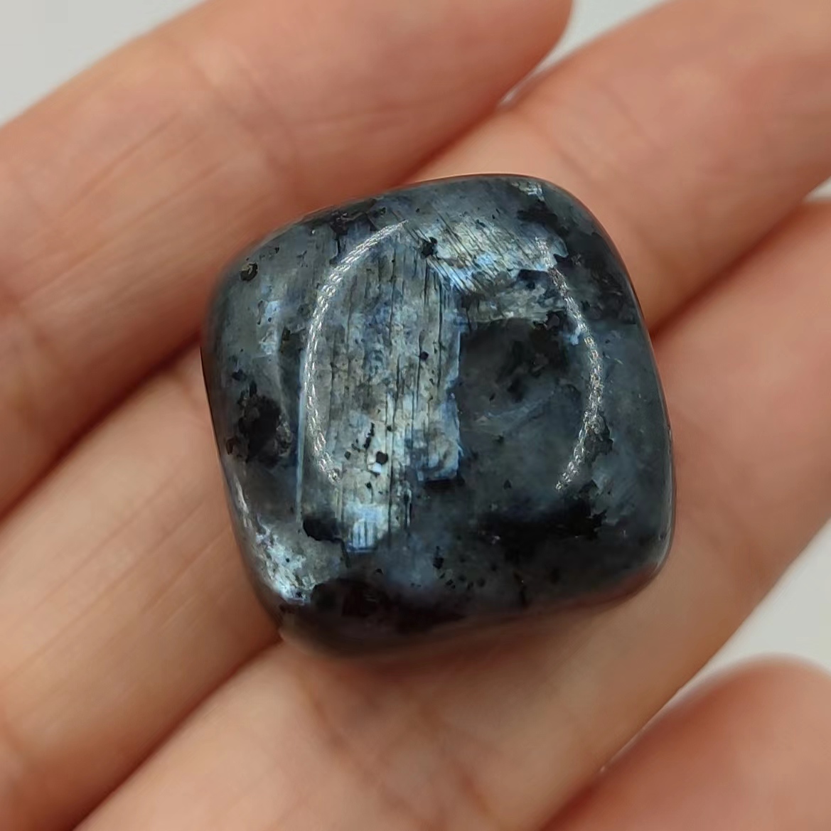 Natural Larvikite Tumbled Ston - Bonsai Rock Garden recension och pris